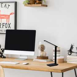 Lámpara de escritorio Post Black 5W LED