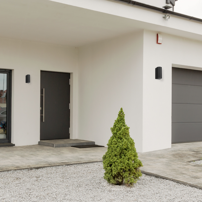 Ovalis Garden Wall Light 2xGU10 IP44