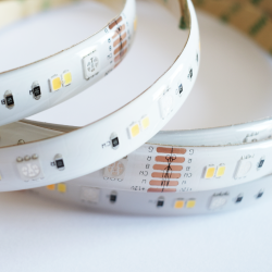 Kit LED RGB Wi-Fi 5m Smart Tuya IP65 + CCT + Dim 12V