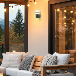 Mia Outdoor Wall Light 1xE27 IP44