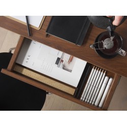 Biurko z szufladami 120 x 70 cm ciemne drewno SHESLAY