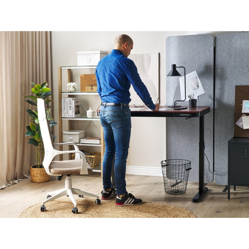 Biurko regulowane elektrycznie 120 x 60 cm z portem USB ciemne drewno z czarnym KENLY