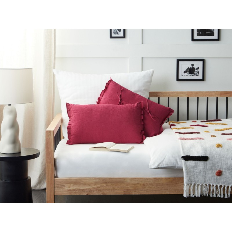 Zestaw 2 poduszek dekoracyjnych SASSAFRAS Len 30 x 45 cm Burgundowy Jednolity