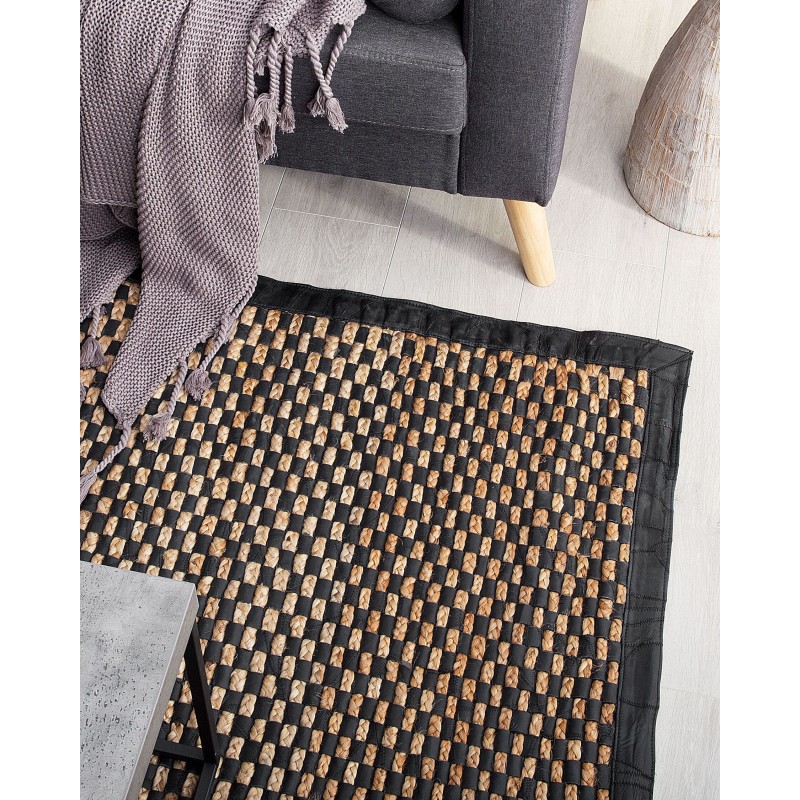 Dywan skórzany 140 x 200 cm czarno-beżowy GERCE II