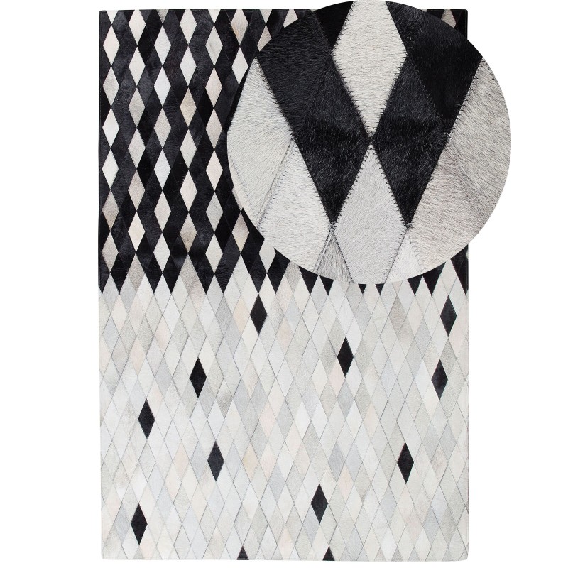 Dywan patchwork skórzany 140 x 200 cm czarno-biały MALDAN