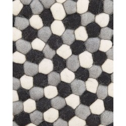 Dywan okrągły z filcowych kulek ø 140 cm wielokolorowy PENEK