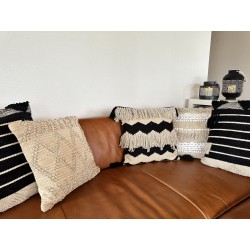 Poduszka dekoracyjna HYDRANGEA Bawełna 45 x 45 cm Jasnobeżowy Wzór geometryczny