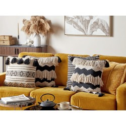 Poduszka dekoracyjna HYDRANGEA Bawełna 45 x 45 cm Jasnobeżowy Wzór geometryczny