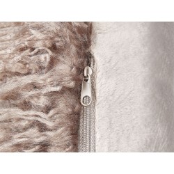 Zestaw 2 poduszek dekoracyjnych COROKIA Sztuczne futro 45 x 45 cm Beżowy Jednolity