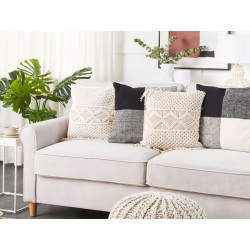 Zestaw 2 poduszek dekoracyjnych YORTAN Bawełna 45 x 45 cm Jasnobeżowy Wzór geometryczny