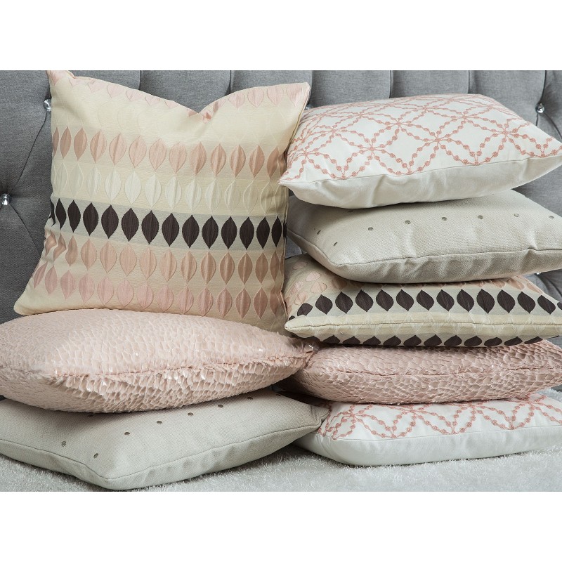 Zestaw 2 poduszek dekoracyjnych GAURA 45 x 45 cm Jasnobeżowy Jednolity