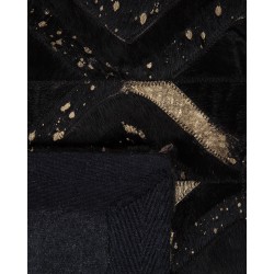 Dywan skórzany 140 x 200 cm czarny DEVELI