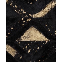 Dywan skórzany 140 x 200 cm czarny DEVELI