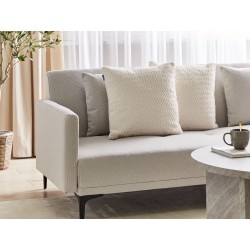 Zestaw 2 poduszek dekoracyjnych SURMI Sztuczne futro 45 x 45 cm Złamana biel Jednolity