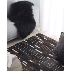 Dywan patchwork skórzany 140 x 200 cm brązowy AKSEKI