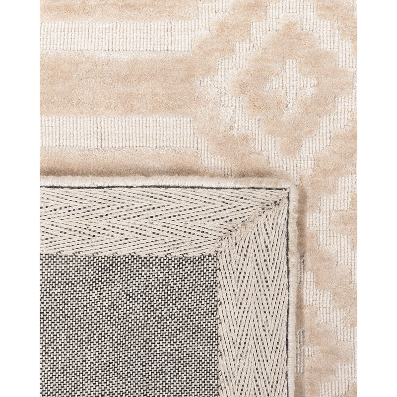 Dywan wiskozowy 140 x 200 cm beżowy ADATEPE