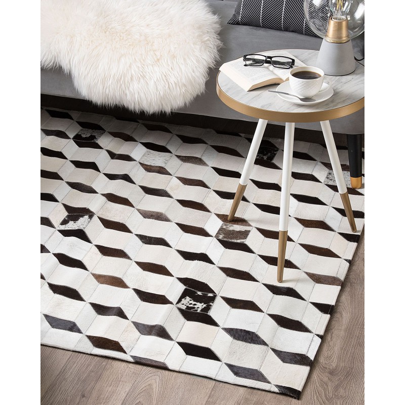 Dywan patchwork skórzany 140 x 200 cm biały ALPKOY