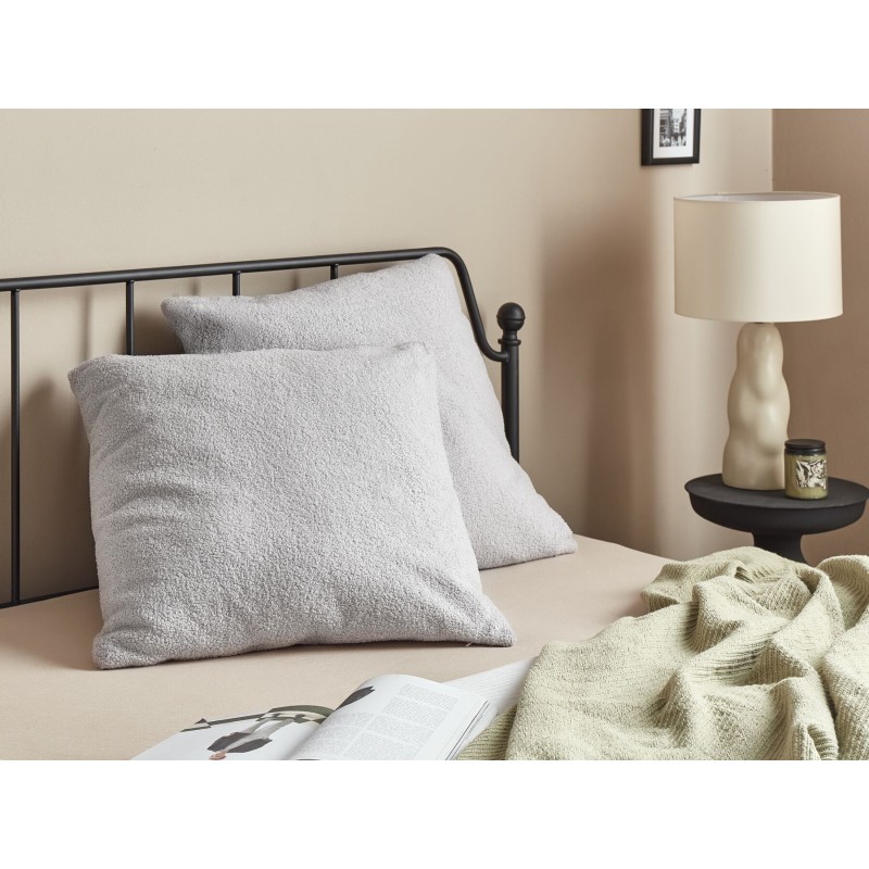 Zestaw 2 poduszek dekoracyjnych LEUZEA Boucle 60 x 60 cm Szary Jednolity
