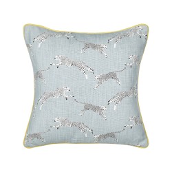 Zestaw 2 poduszek dekoracyjnych ARALES Bawełna 45 x 45 cm Jasnoszary Wzór zwierzęcy