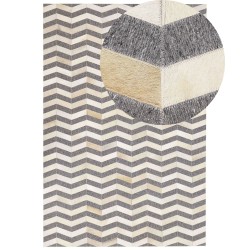 Dywan skórzany 140 x 200 cm szaro-beżowy BAGGOZE