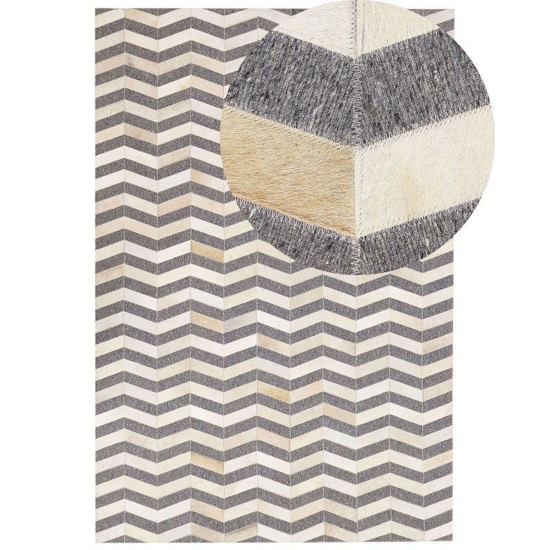 Dywan skórzany 140 x 200 cm szaro-beżowy BAGGOZE