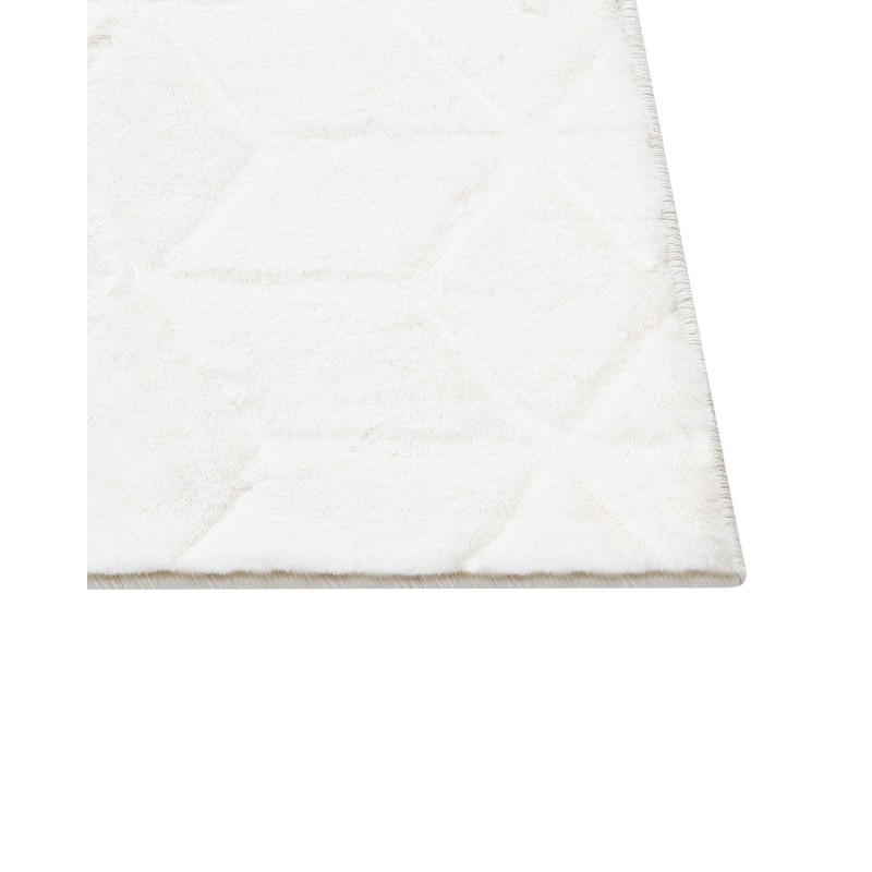 Dywan sztuczne futro królika 160 x 230 cm biały THATTA