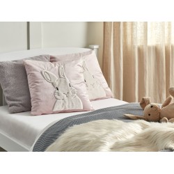 2 welurowe poduszki dekoracyjne haftowane w królika 45 x 45 cm różowe IBERIS