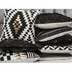 Zestaw 2 poduszek dekoracyjnych DALIA Bawełna 45 x 45 cm Czarny Wzór geometryczny