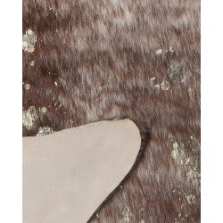 Dywan ekoskóra w łaty 130 x 170 cm brązowy ze złotym BOGONG