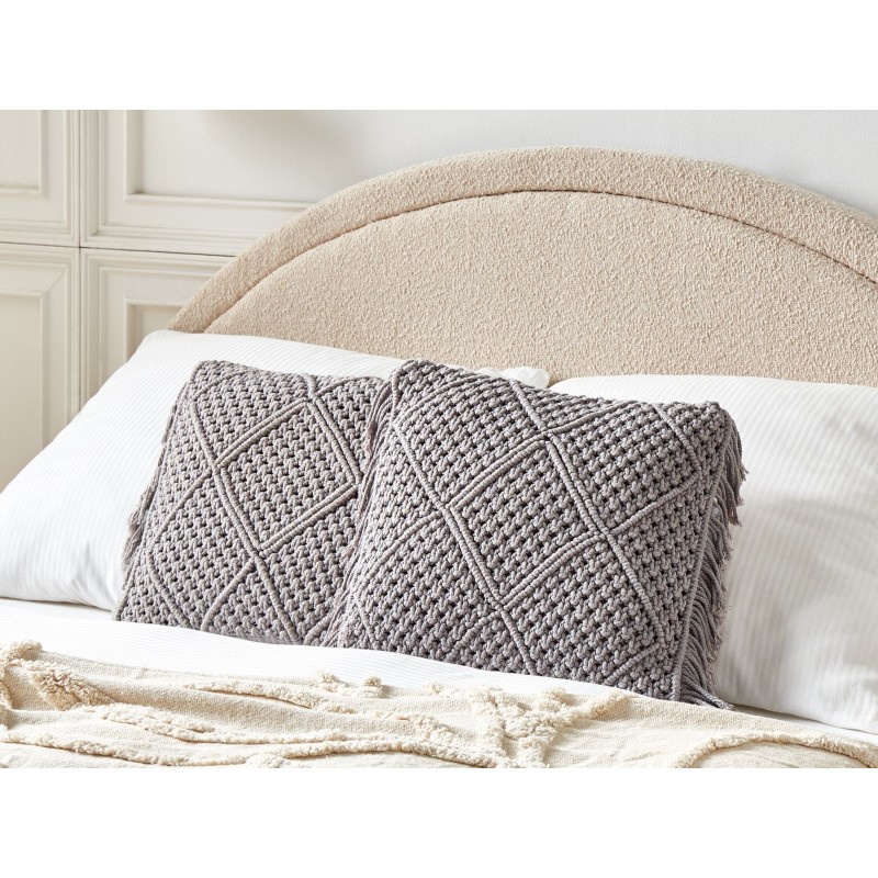 Zestaw 2 poduszek dekoracyjnych BESHAM Bawełna 45 x 45 cm Szary Wzór geometryczny