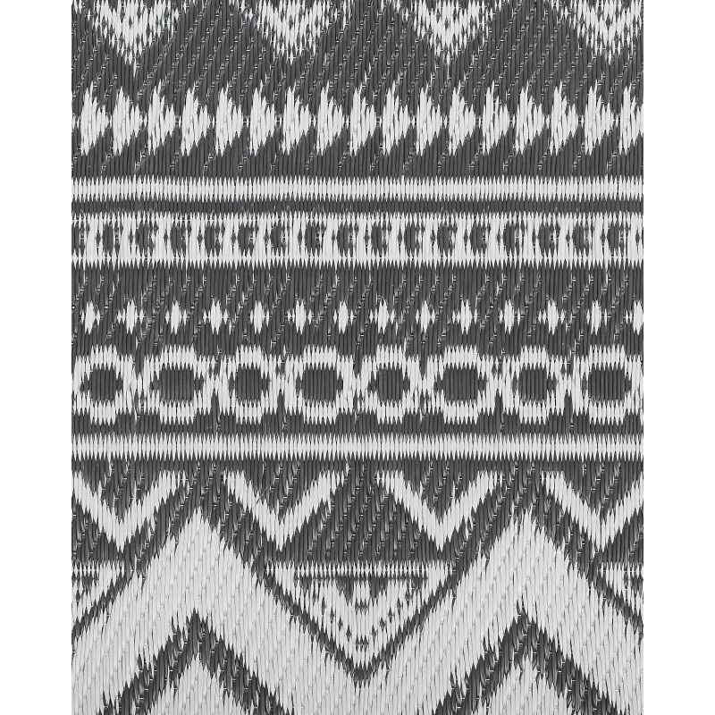 Dywan zewnętrzny 120 x 180 cm czarny NAGPUR