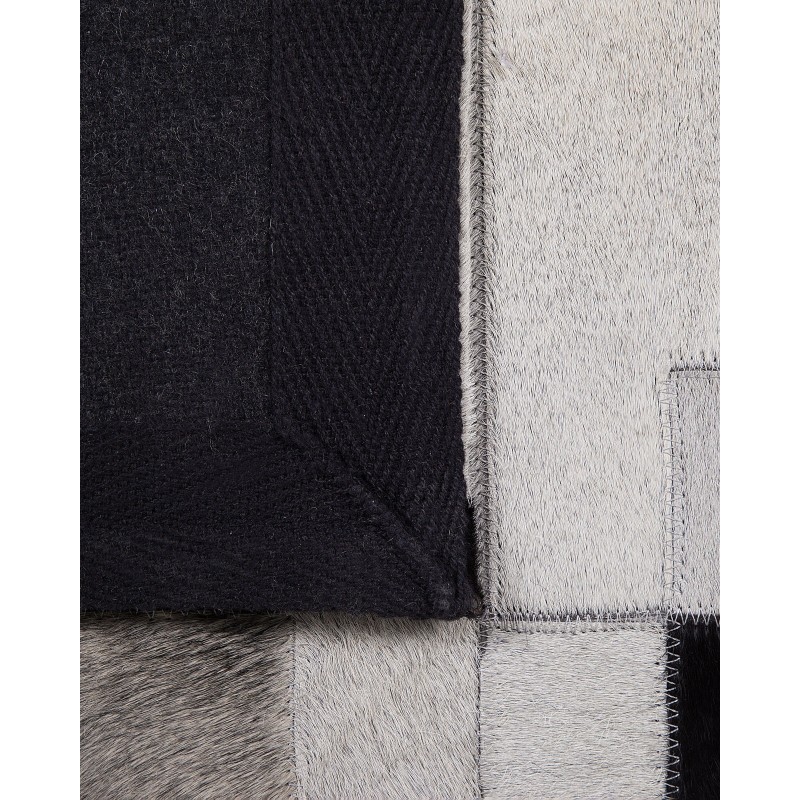 Dywan patchwork skórzany 140 x 200 cm czarno-szary EFIRLI