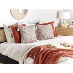 Zestaw 2 poduszek dekoracyjnych HAKONE 42 x 42 cm Beżowoszary Wzór geometryczny