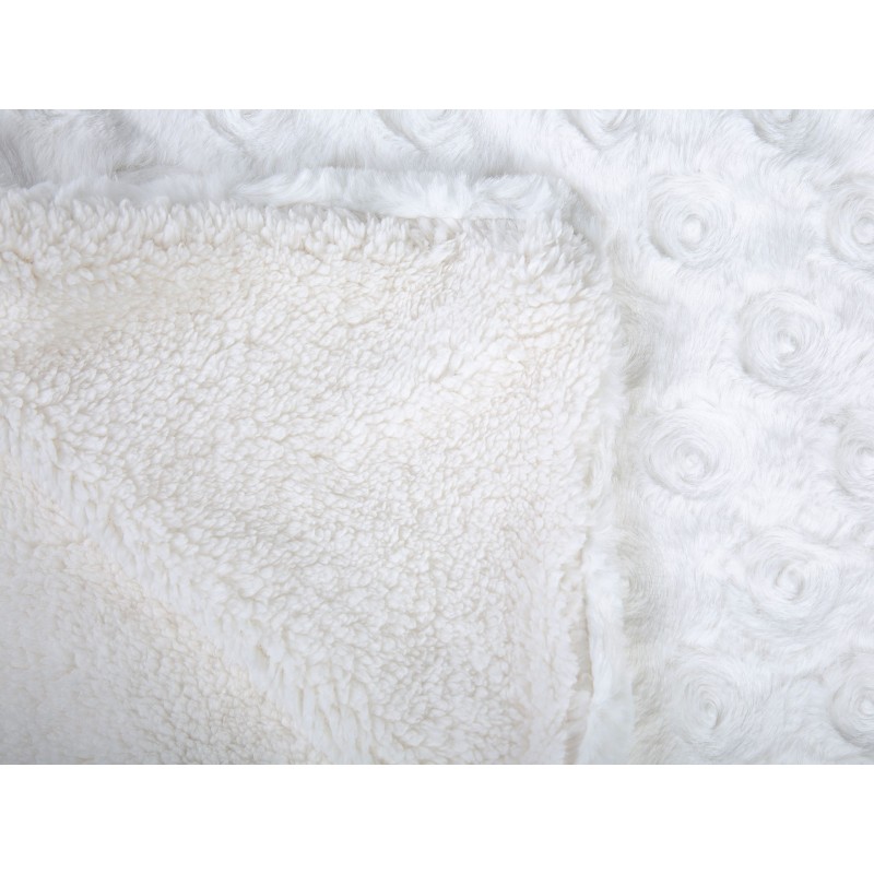 Narzuta na łóżko KANDILLI 200 x 220 cm Złamana biel