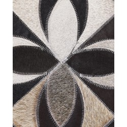 Dywan patchwork skórzany 140 x 200 cm wielokolorowy ISHAN