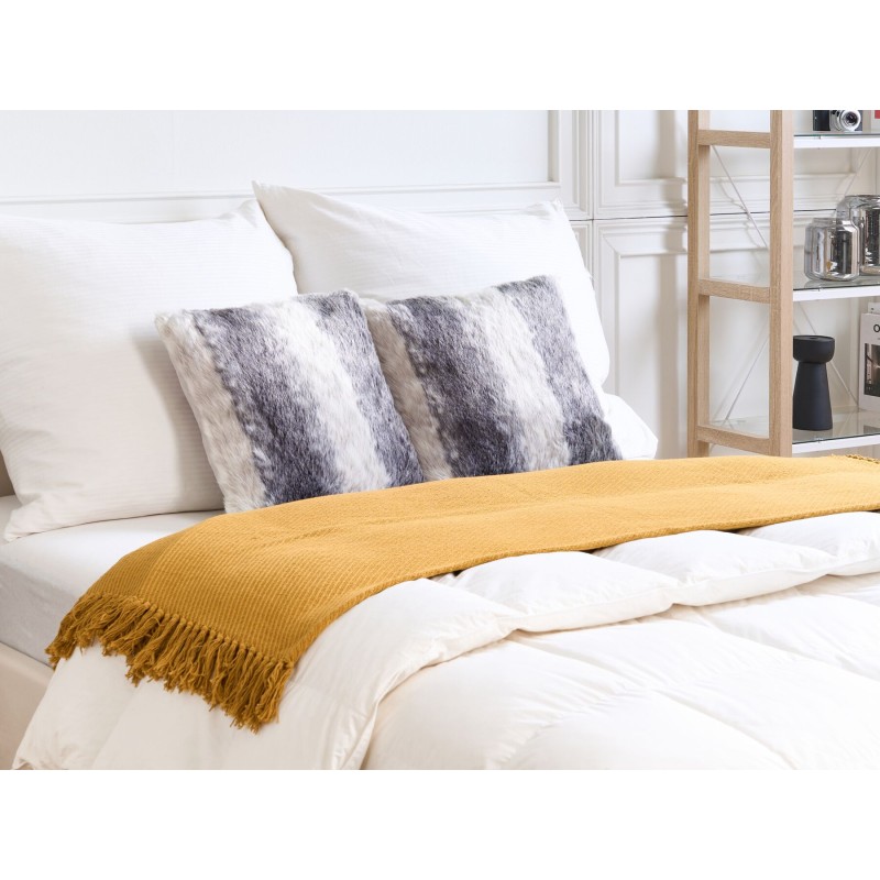 Zestaw 2 poduszek dekoracyjnych HORDEUM Sztuczne futro 45 x 45 cm Szary W paski