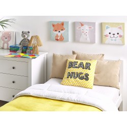 Bawełniana poduszka dla dzieci z nadrukiem 40 x 40 cm żółta RADZKOT