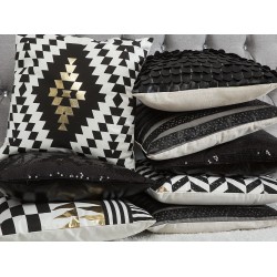 Zestaw 2 poduszek dekoracyjnych HELCONIA Bawełna 45 x 45 cm Kolorowy Wzór geometryczny