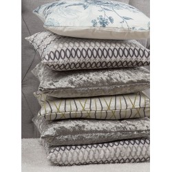 Zestaw 2 poduszek dekoracyjnych FENNEL 45 x 45 cm Biały Wzór geometryczny