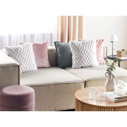 Zestaw 2 poduszek dekoracyjnych PURSLANE Sztuczne futro 43 x 43 cm Biały Wzór geometryczny