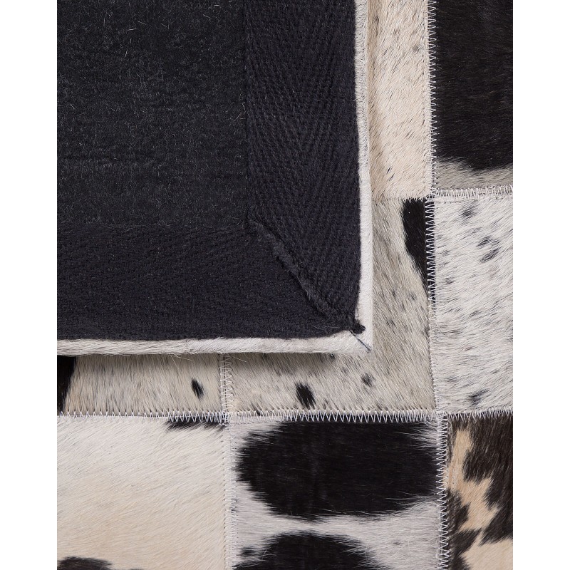 Dywan patchwork skórzany 140 x 200 cm czarno-biały KEMAH