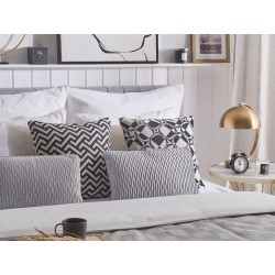 Zestaw 2 poduszek dekoracyjnych MOTARI Welur 30 x 50 cm Szary Wzór geometryczny