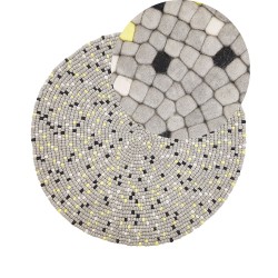 Dywan okrągły z filcowych kulek ⌀ 140 cm jasnoszary PENEK