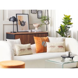 2 poduszki dekoracyjne z motywem tygrysa 30 x 50 cm beżowe NIEREMBERGIA