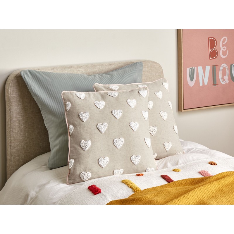 Bawełniana poduszka dekoracyjna w serca 45 x 45 cm beżowa GAZANIA