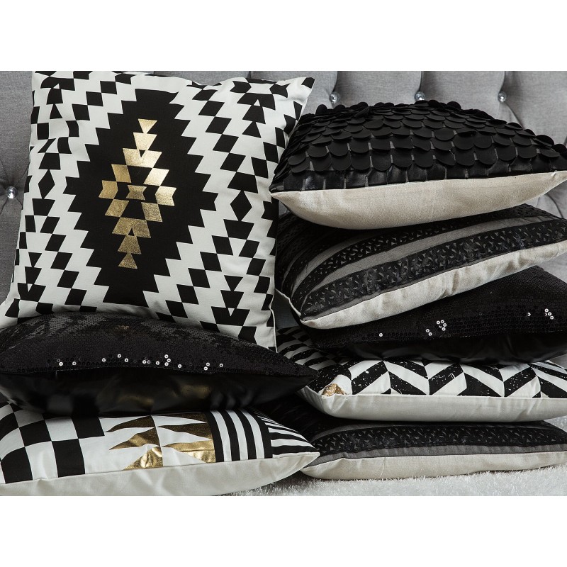 Zestaw 2 poduszek dekoracyjnych LOBELIA Ekoskóra 45 x 45 cm Czarny Jednolity