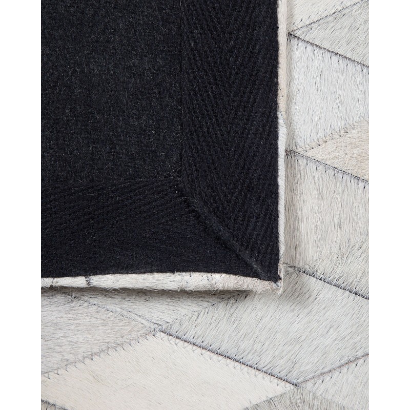 Dywan patchwork skórzany 160 x 230 cm czarno-biały MALDAN