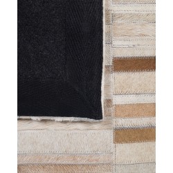 Dywan skórzany 140 x 200 cm beżowy YAGDA