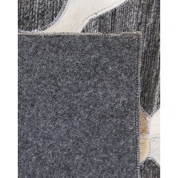 Dywan skórzany 140 x 200 cm szaro-beżowy ROLUNAY