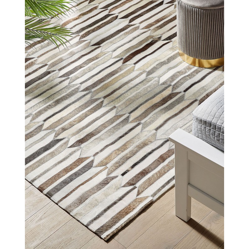 Dywan patchworkowy skórzany 140 x 200 cm brązowo-beżowy KULALAR